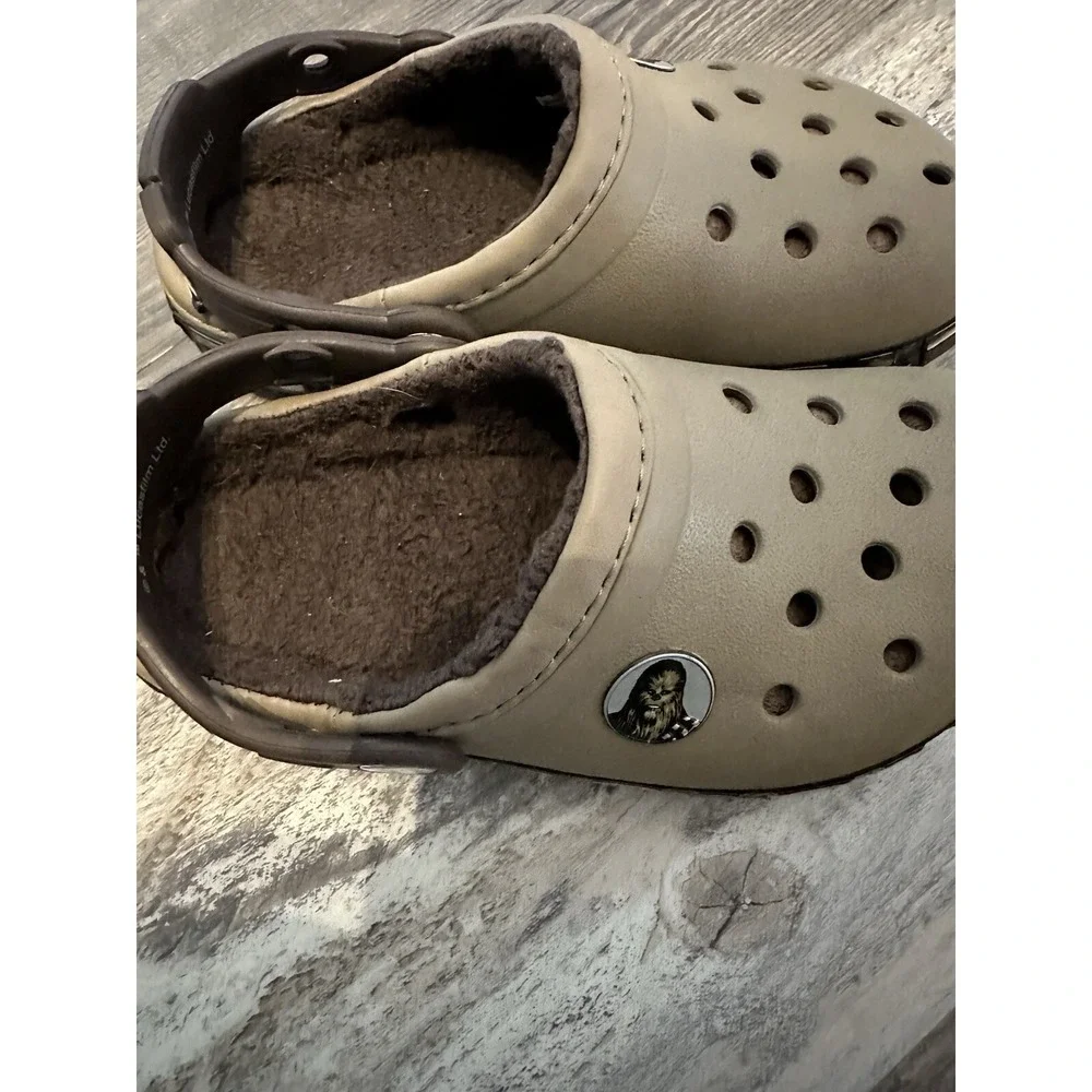 Star Wars  fleece lined‎ Crocs Kids Childs 10-11 With Book